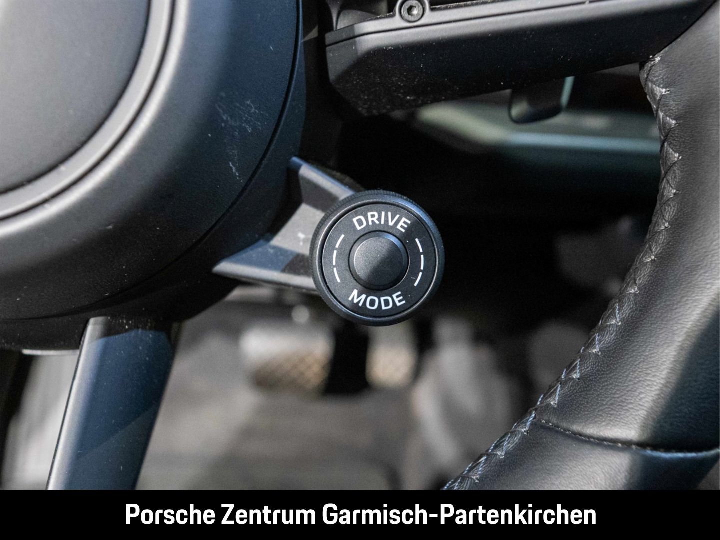 Porsche Cayenne E-Hybrid 360Kamera HUD hinten LenkradHZG