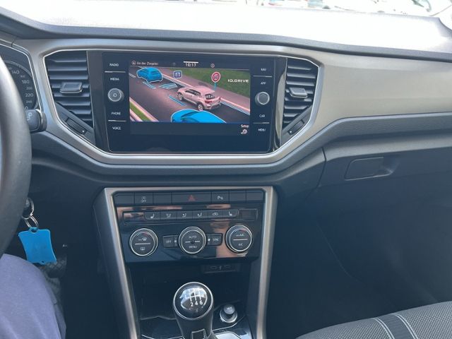 Volkswagen T-Roc 1.0 TSI Style - Samsaru's Car Outlet