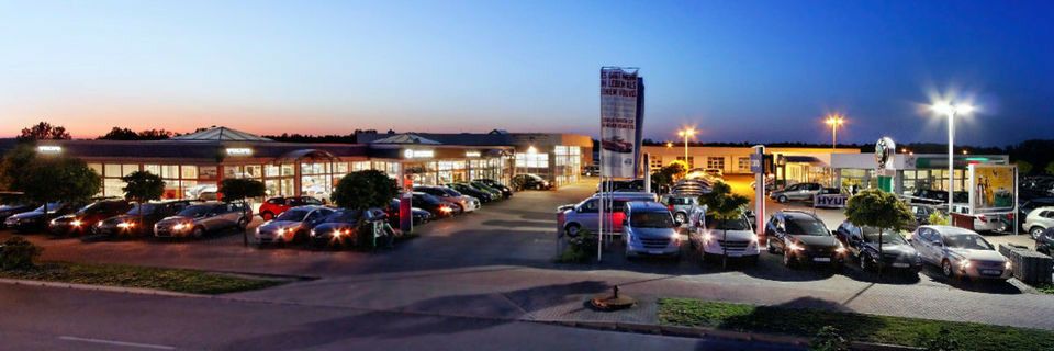 Volvo XC40 B4 DKG Ultra Dark*FSHZG*PANO*360°*ACC*AHK