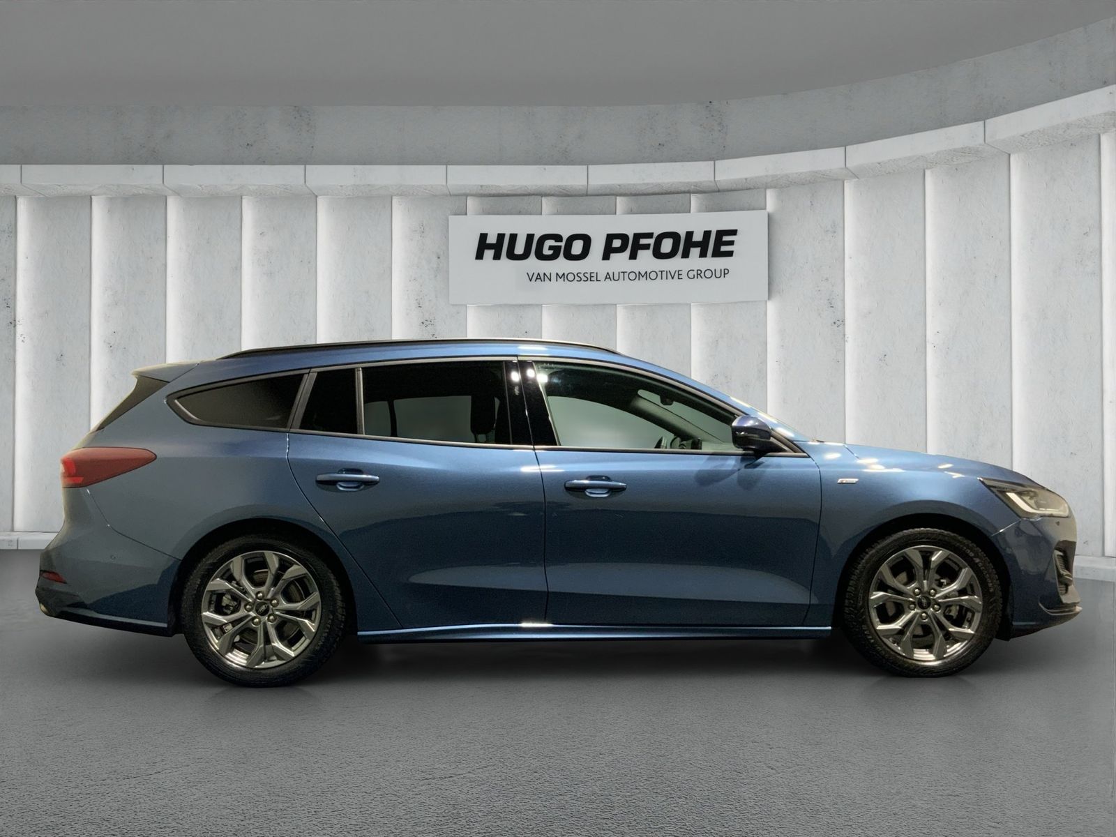 Ford Focus ST-Line X Turnier Aut.*AHK*ACC*HUD*KAM*NAV