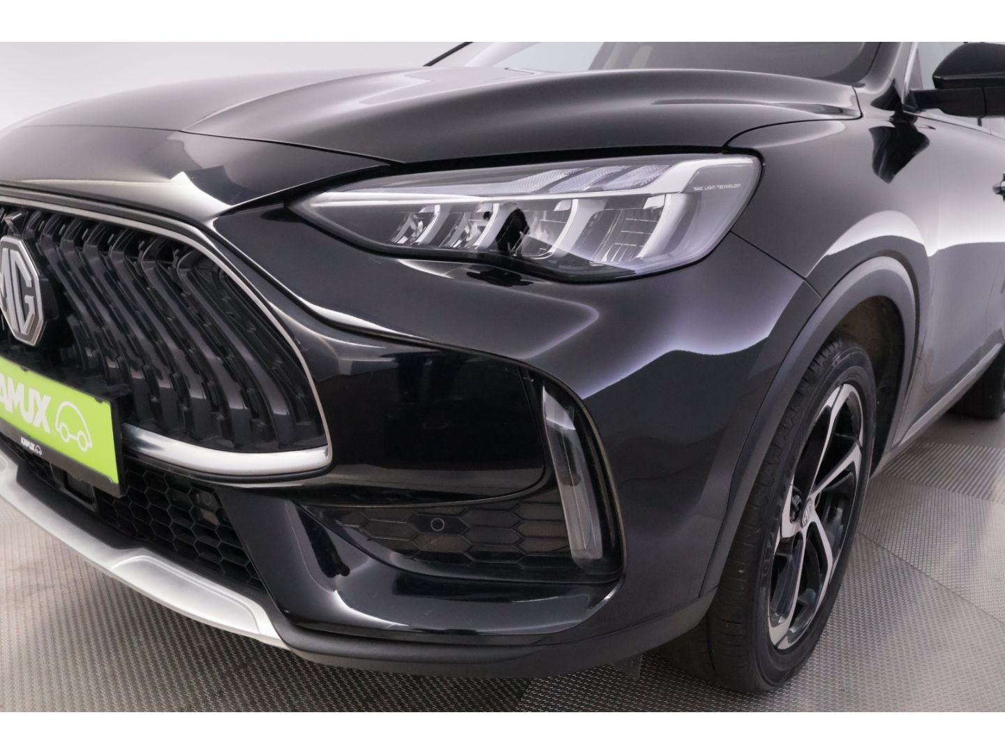 MG HS 1.5T Aut.Luxury+LED+NAVI+VIRTUAL+KAMERA+PDC