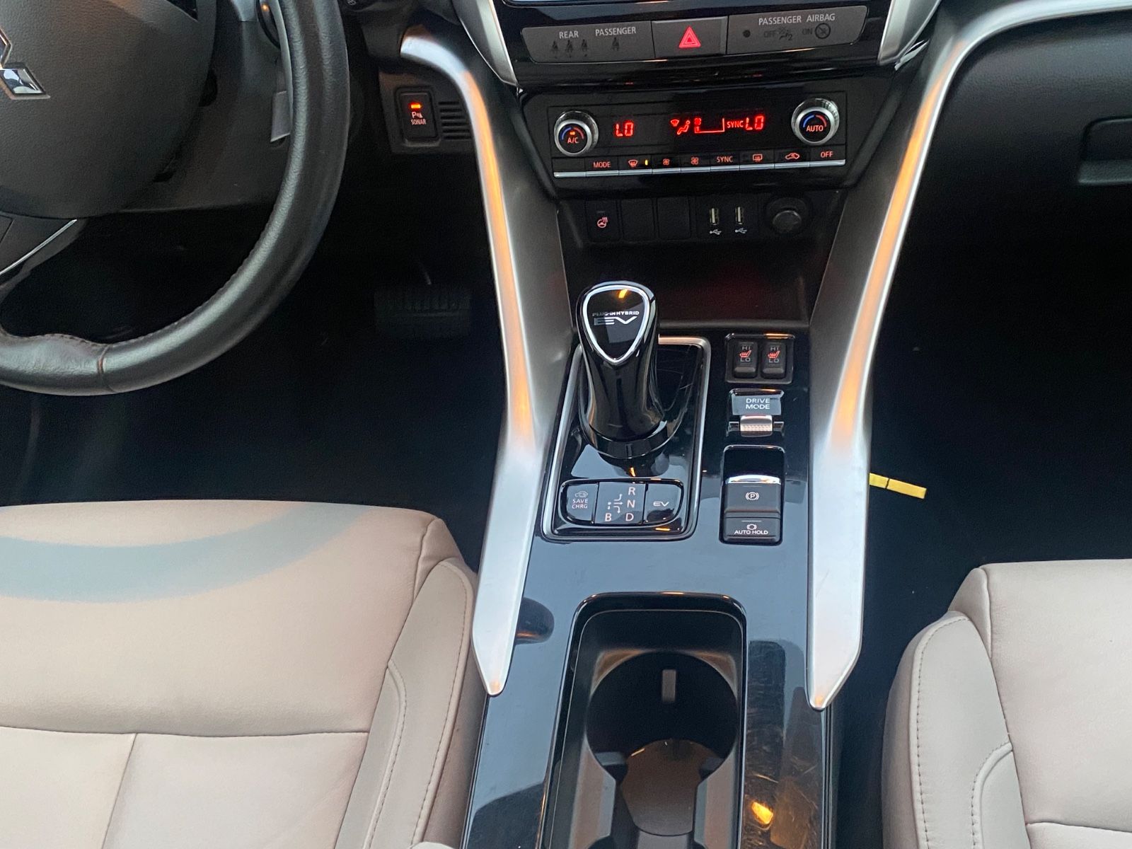 Mitsubishi Eclipse Cross Top Hybrid 4WD/ACC/Pano/Navi