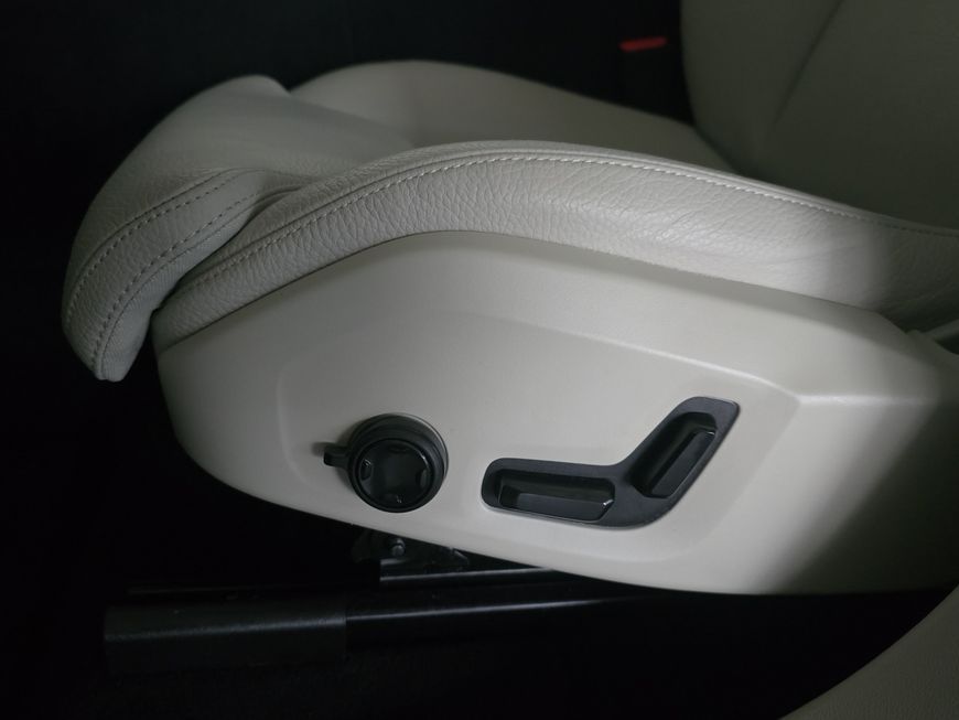 Volvo XC60 B5 B AWD Core
