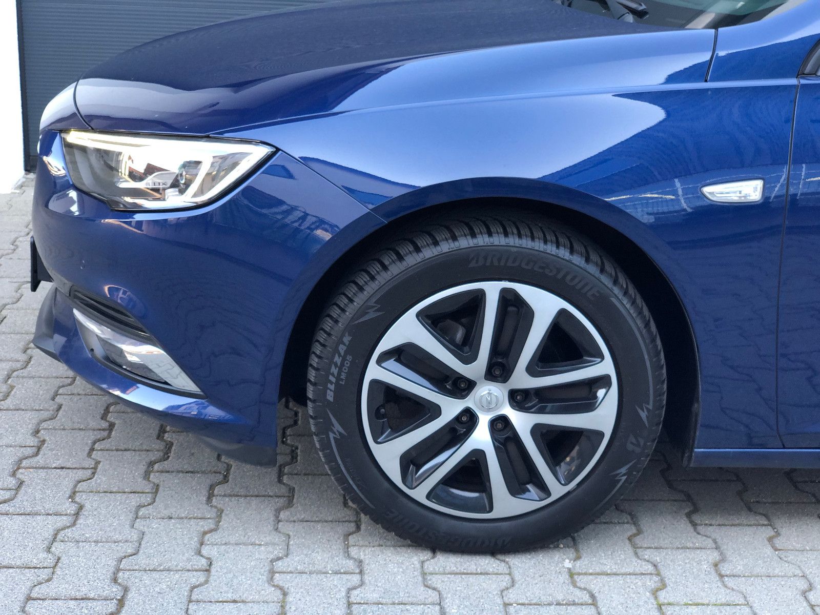 Opel Insignia B GS Edition - Samsaru's Car Outlet