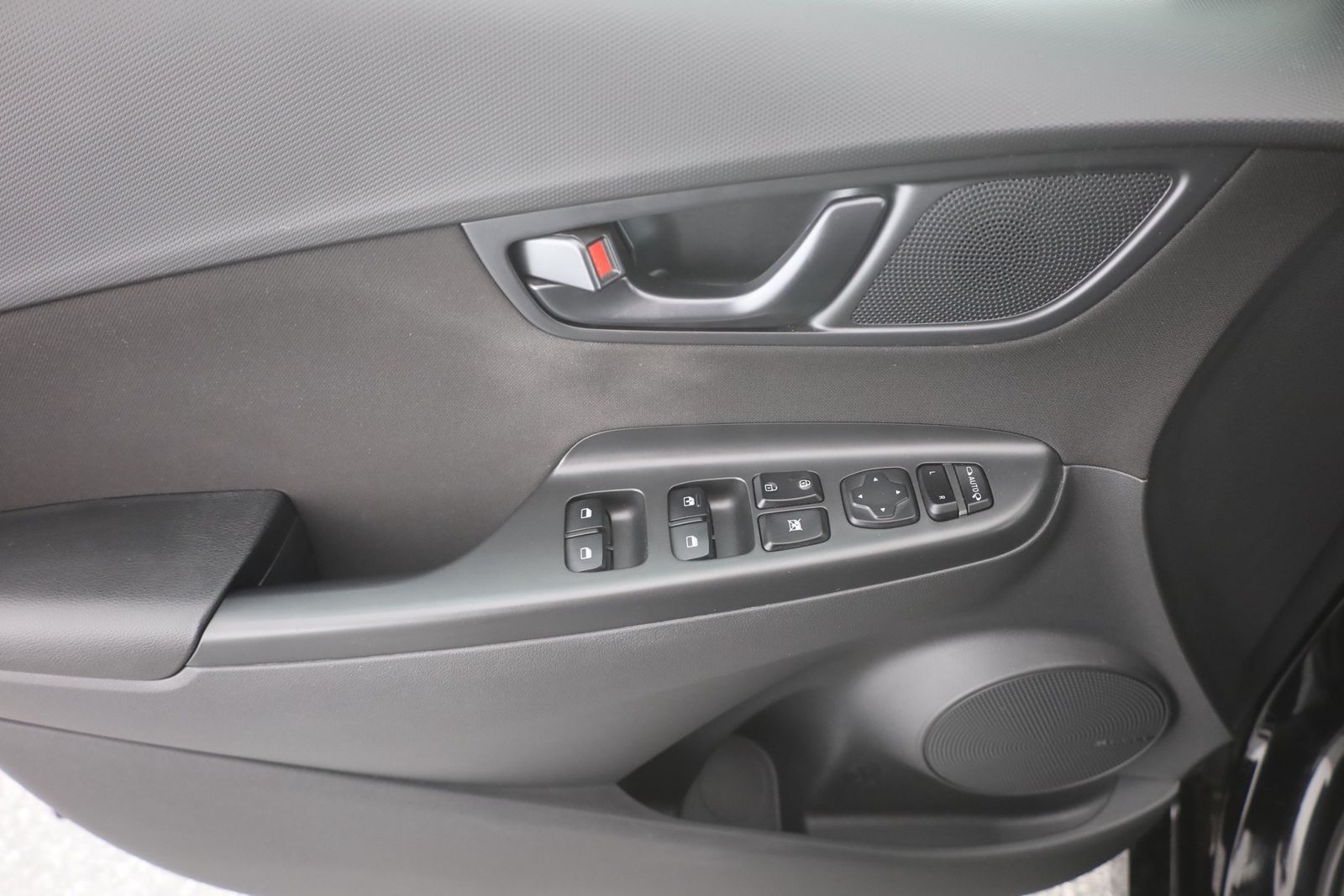 Hyundai Kona 1.6 T-GDI N Line - Samsaru's Car Outlet