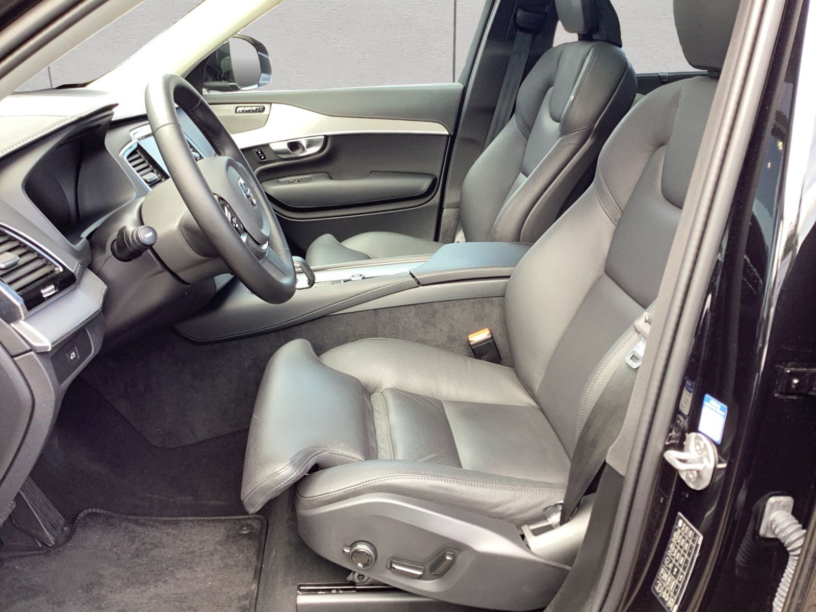 Volvo XC90 B5 D AWD Plus Bright 7-Sitzer