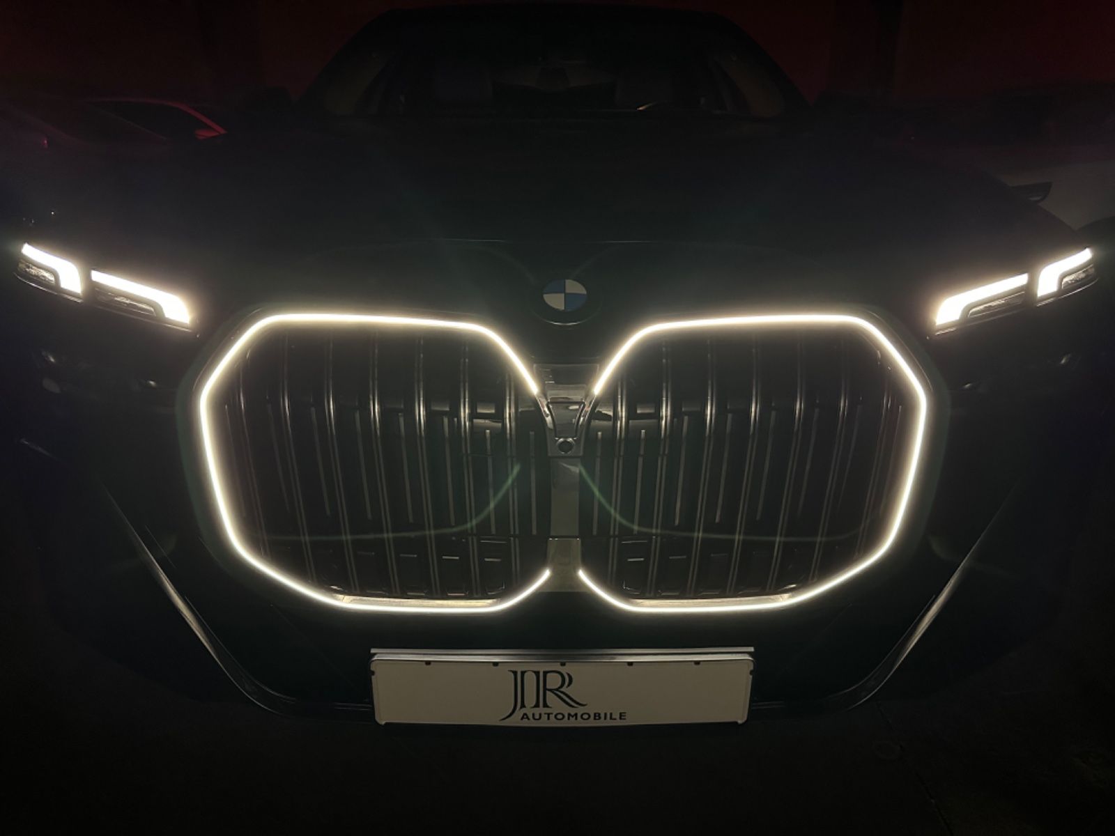 BMW 740 d xDrive M Sport  Fond Entertainment,TV
