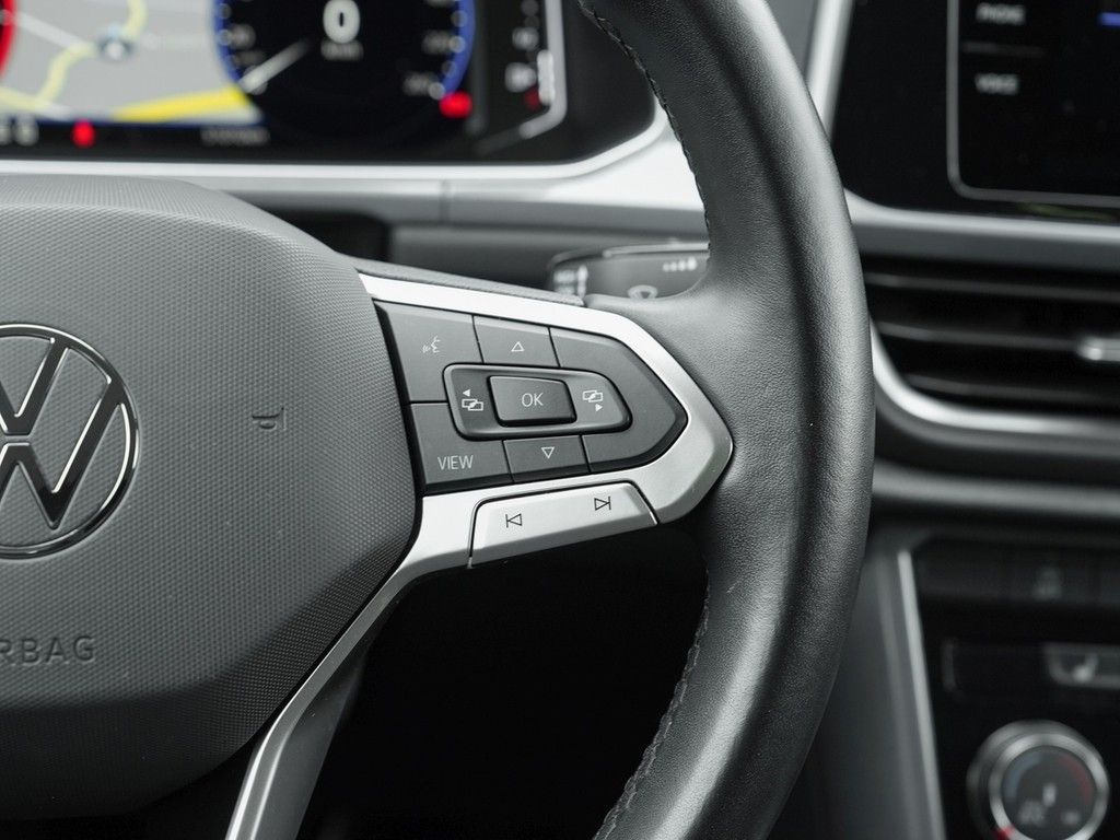 Volkswagen T-Roc 1.5 TSI Style - Samsaru's Car Outlet