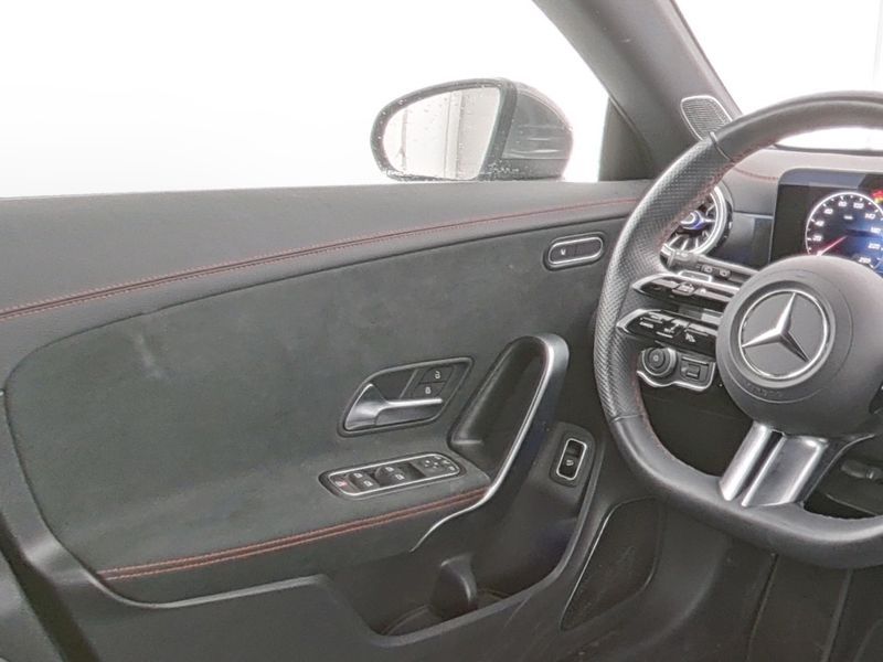 Mercedes-Benz CLA 250 4M Shooting Brake AMG - Samsaru's Car Outlet