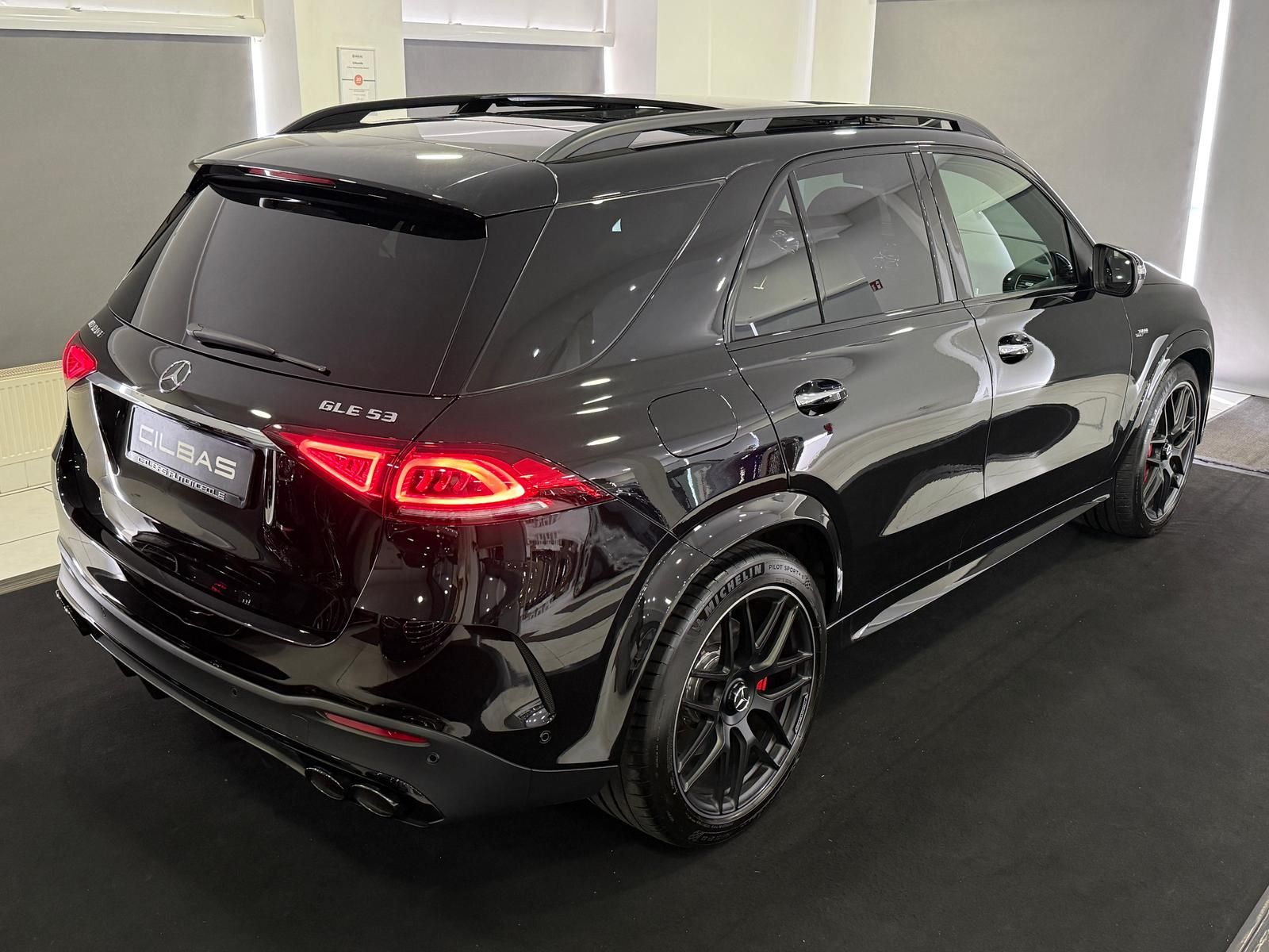 Mercedes-Benz GLE 53 AMG 4Matic+*PANO*HUD*CARBON*DISTR*360KAM*