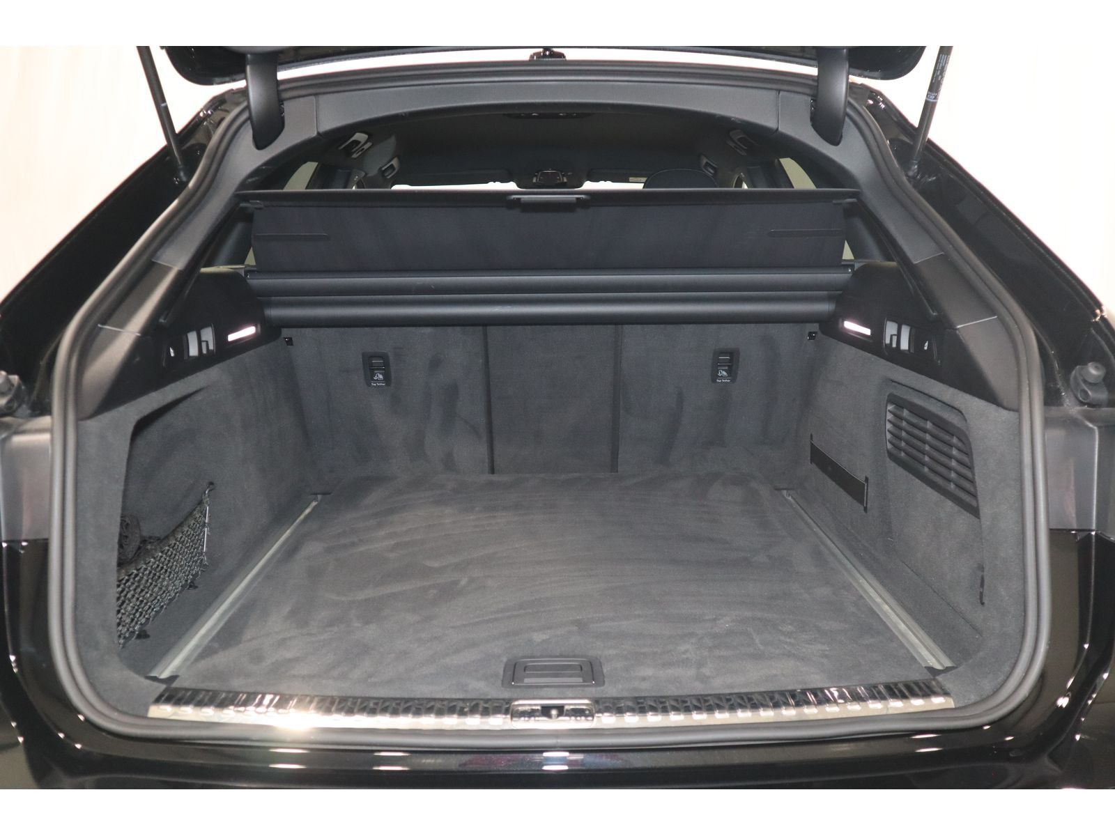 Audi A6 Avant 40 TDI advanced - Samsaru's Car Outlet