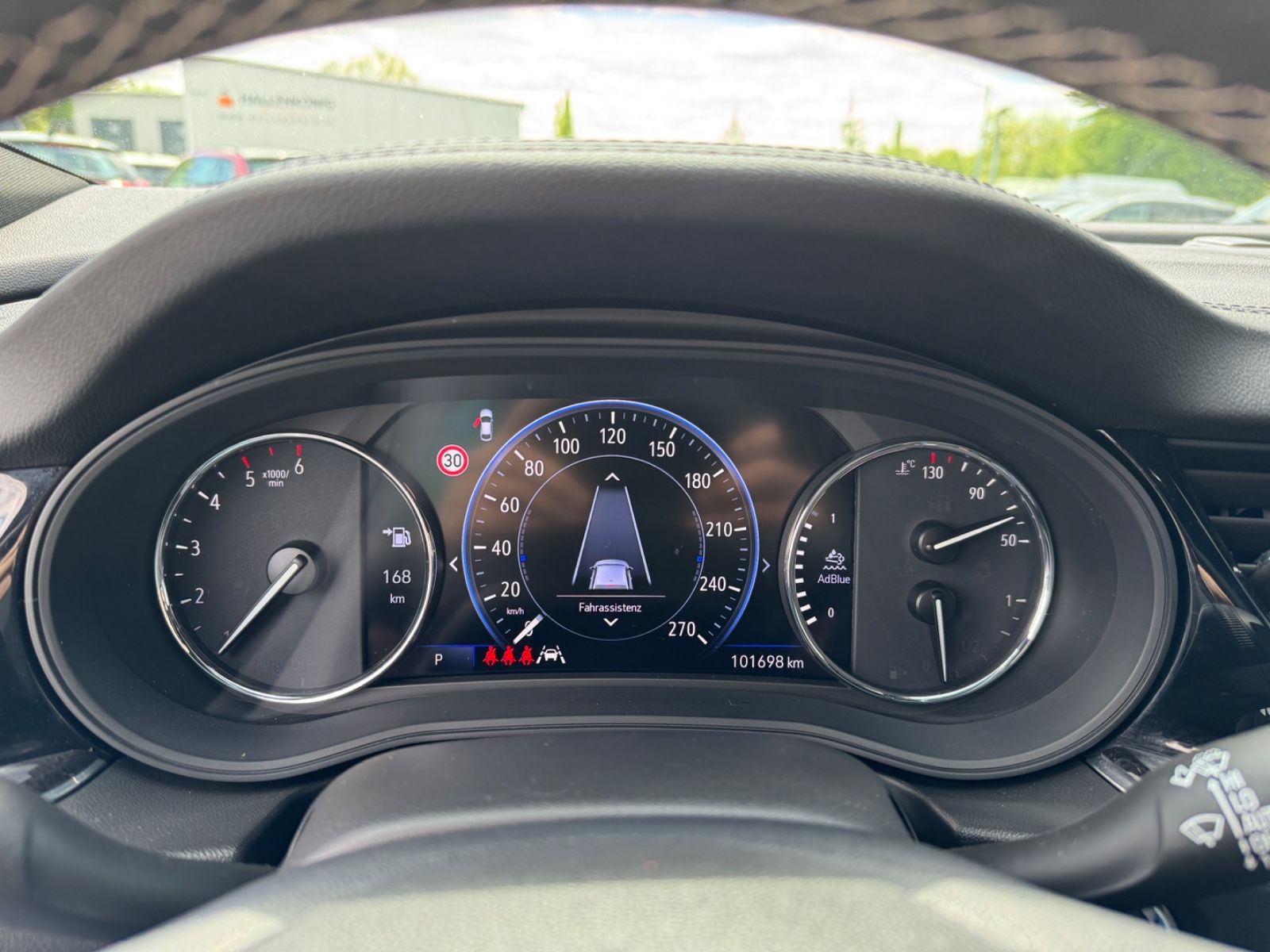 Opel Insignia B Sports Tourer Business - Samsaru's Car Outlet