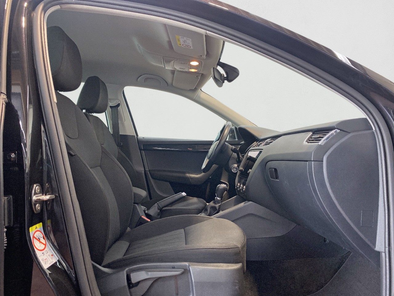 Skoda Octavia Combi Style 1.5 TSI - Samsaru's Car Outlet
