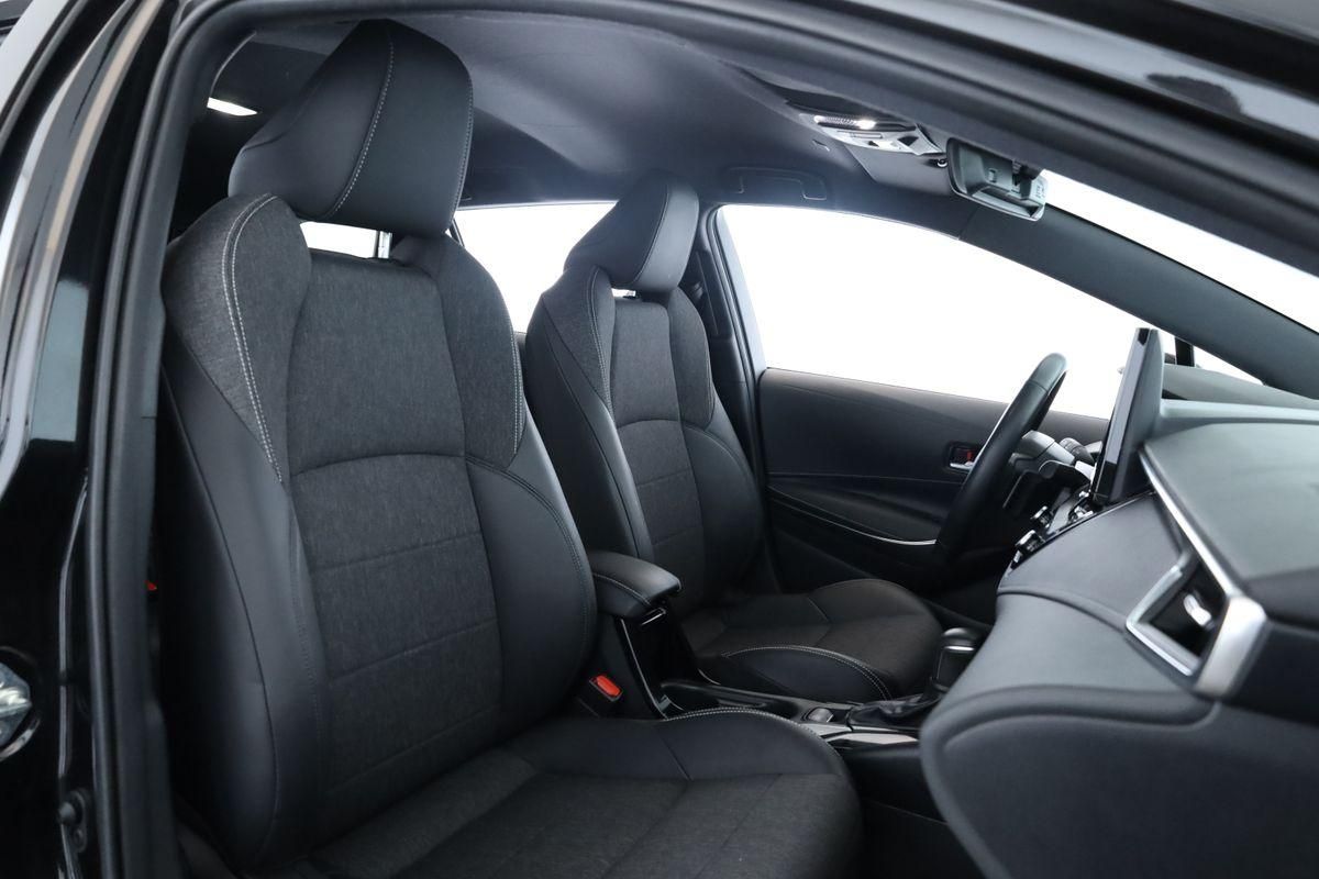 Toyota Corolla Touring Sports 2.0 CVT Team D Navi Kam