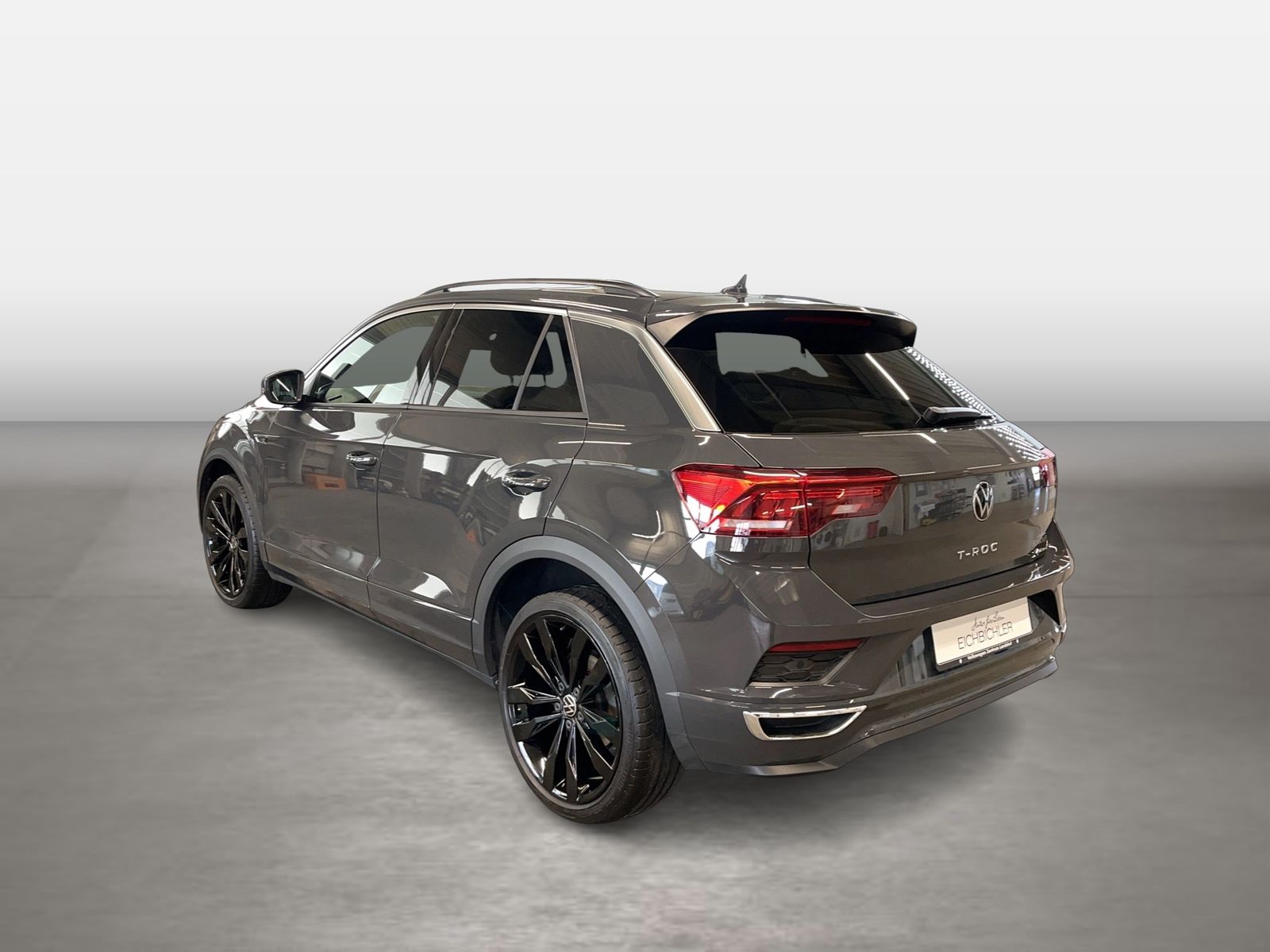 Volkswagen T-Roc 2.0 TSI DSG 4M Sport - Samsaru's Car Outlet