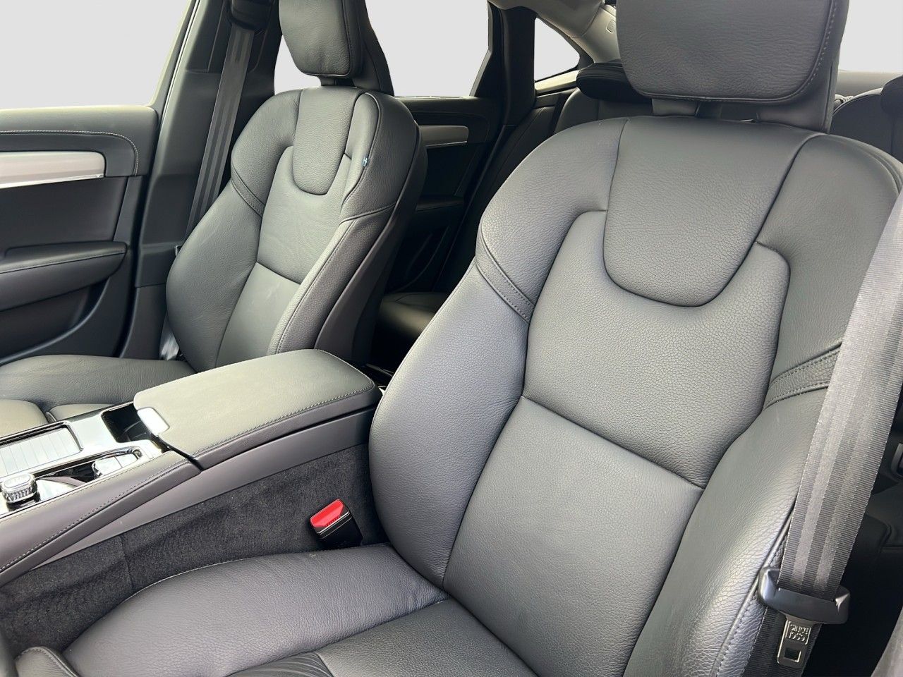 Volvo S90 T8 Ultimate Dark Plug-In Hybrid/Four-C/360K
