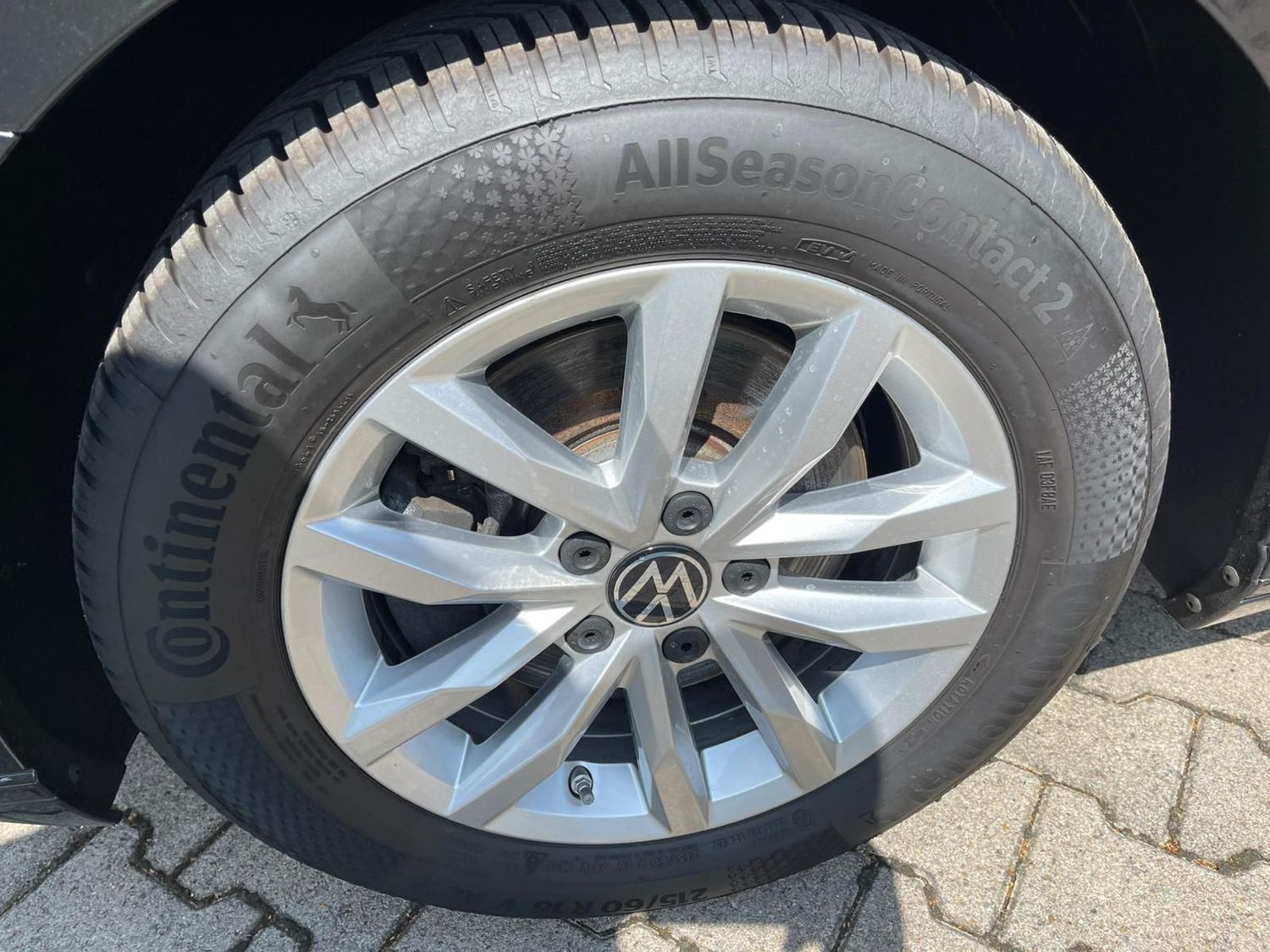 Volkswagen Passat Business - Samsaru's Car Outlet