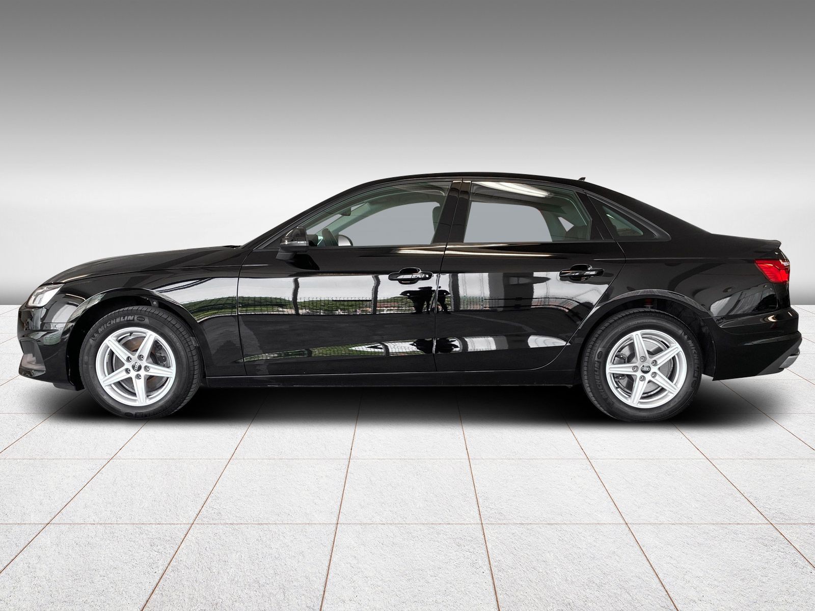 Audi A4 Limousine 35 TDI S tronic - Samsaru's Car Outlet