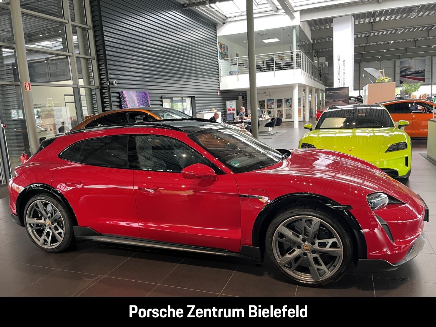 Porsche Taycan Turbo S Cross Turismo Karminrot BOSE LED