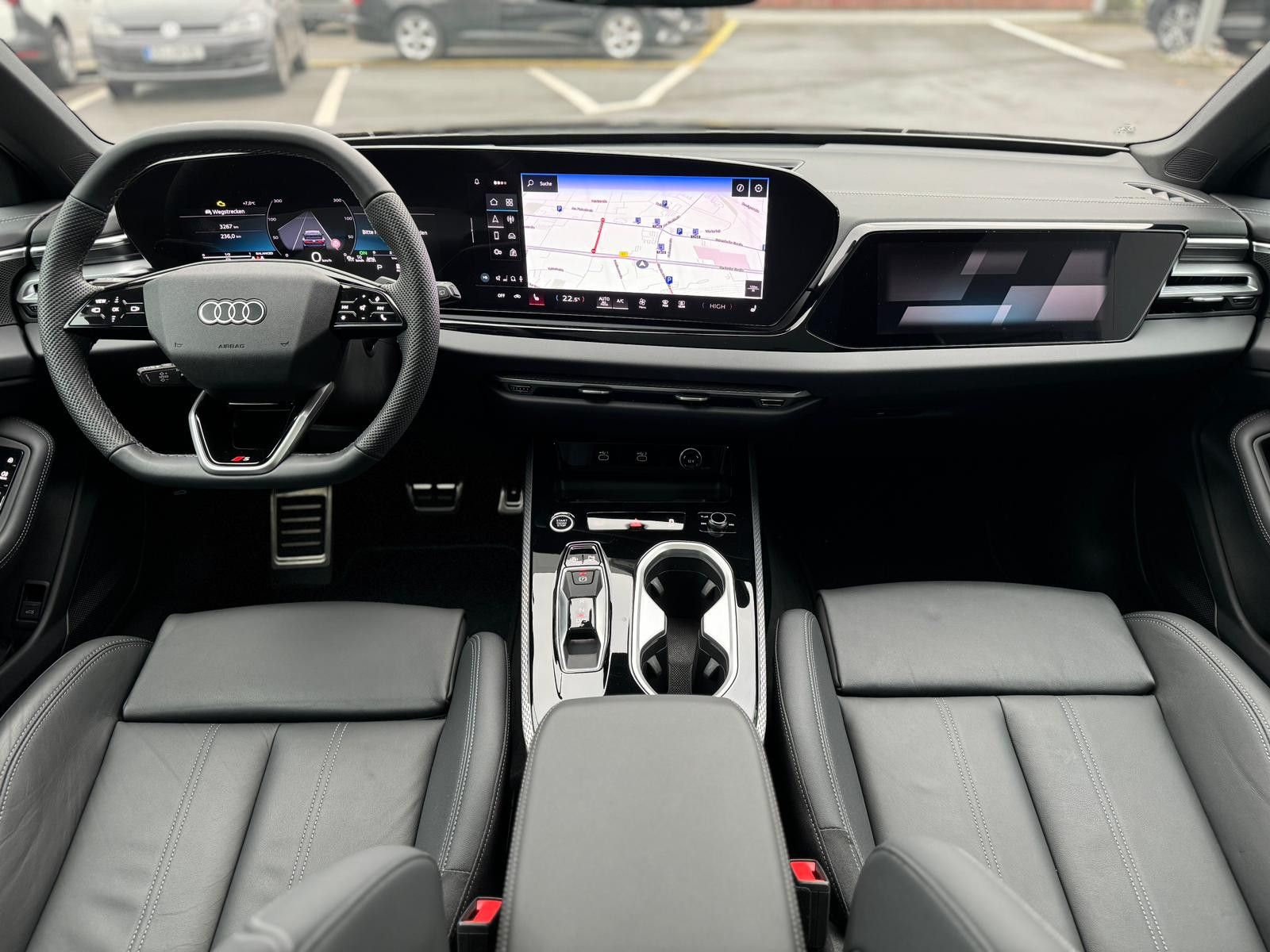Audi A6 AVANT 2.0TDI 2x S LINE PANO 2xDISPLAY LEDER