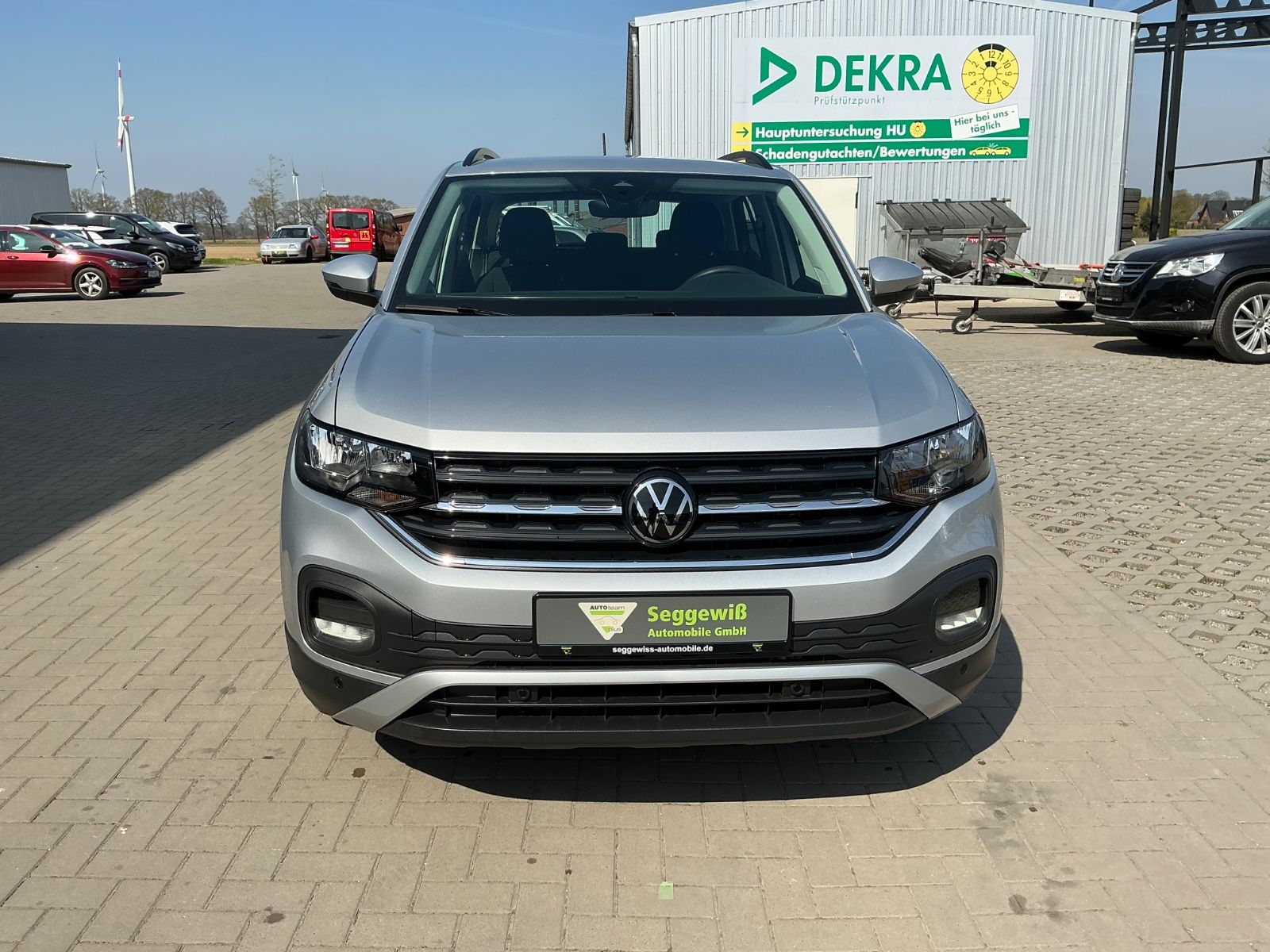 Volkswagen T-Cross Life - Samsaru's Car Outlet