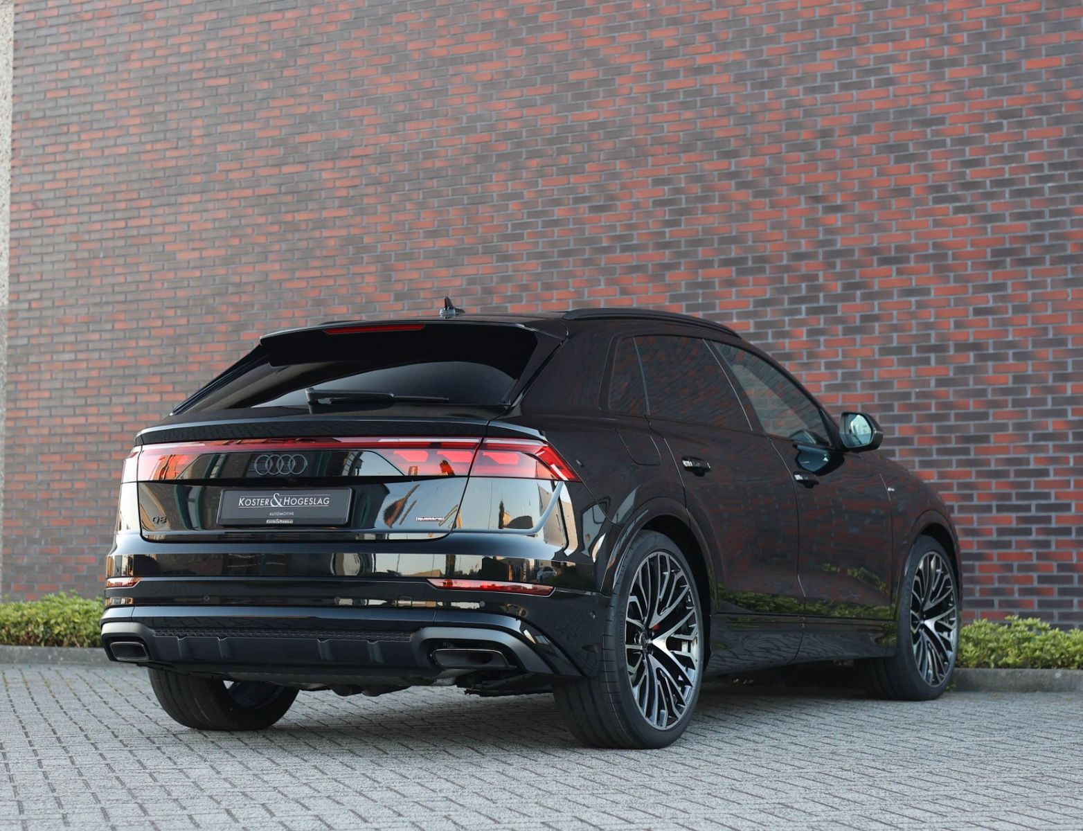 Audi Q8 60 TFSIe Quattro - Samsaru's Car Outlet