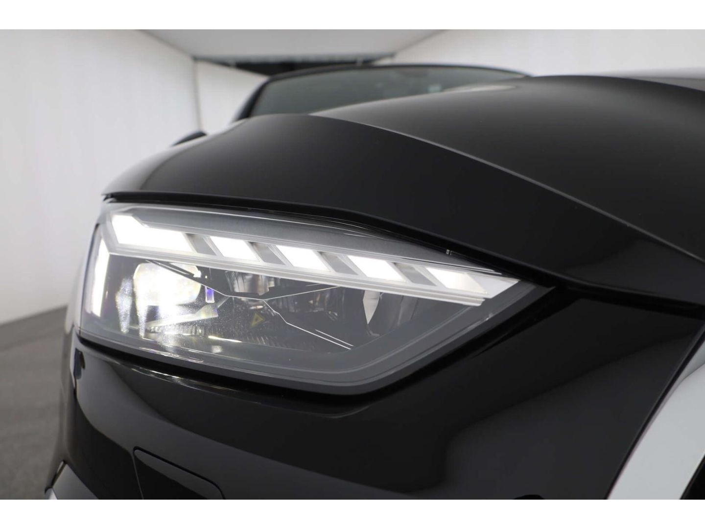 Audi A5 Cabriolet 45 TFSI qu. S line AHK/NAV/19''