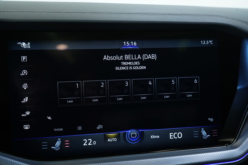 Volkswagen Touareg 4.0 TDI DSG 4M R line - Samsaru's Car Outlet