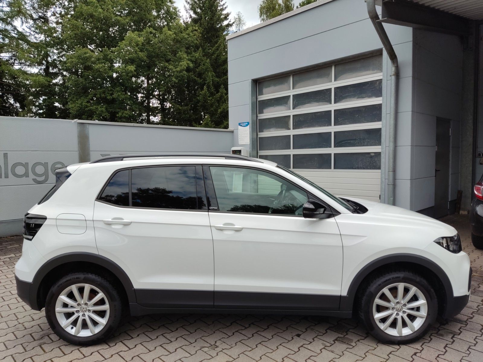 Volkswagen T-Cross 1.0 TSI UNITED - Samsaru's Car Outlet
