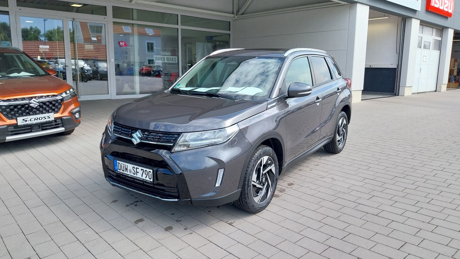 Suzuki Vitara 1.4 Hybrid Comfort+ Allgrip - Samsaru's Car Outlet