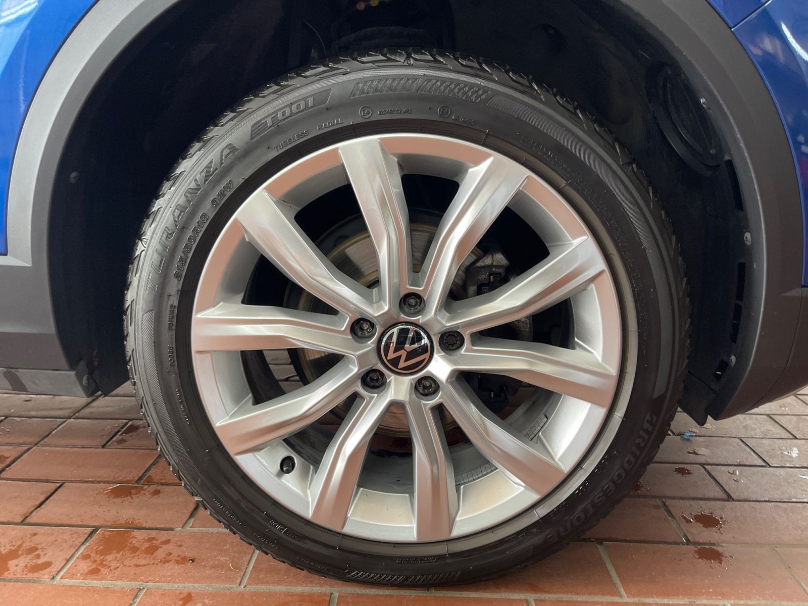 Volkswagen T-Roc 1.5 TSI - Samsaru's Car Outlet
