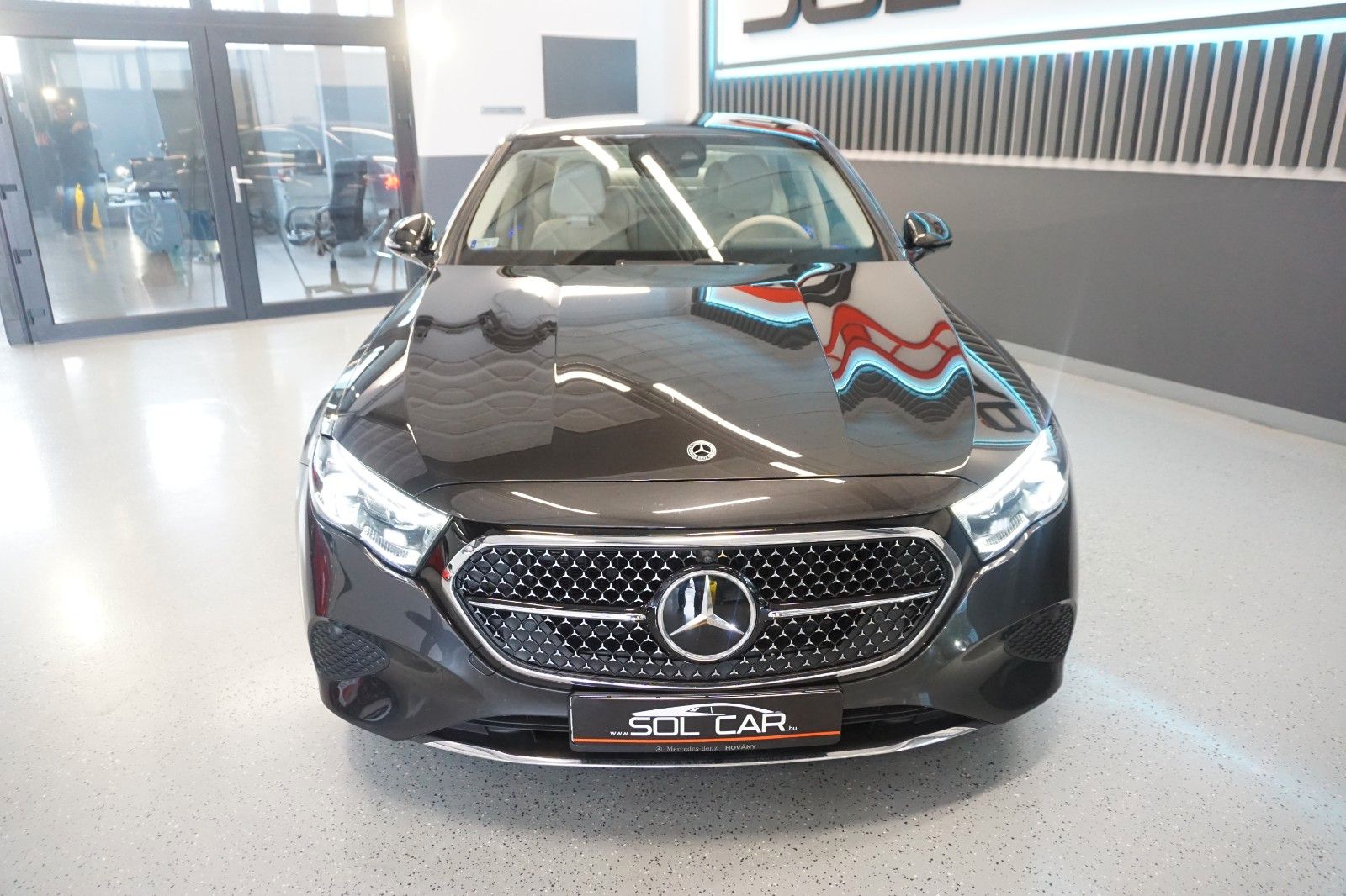 Mercedes-Benz E 220 d Avantgarde Advanced Plus - Samsaru's Car Outlet