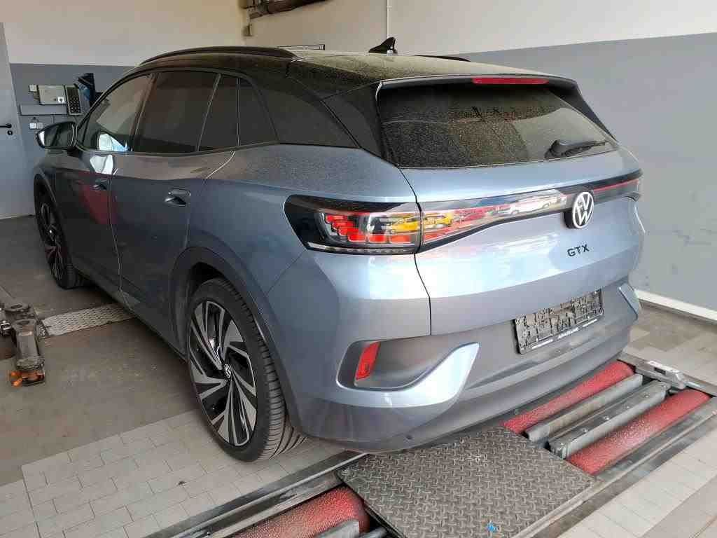 Volkswagen ID.4 GTX 4M 82 kWh +WÄPU +AHK +PANO +360° +IQ.LI