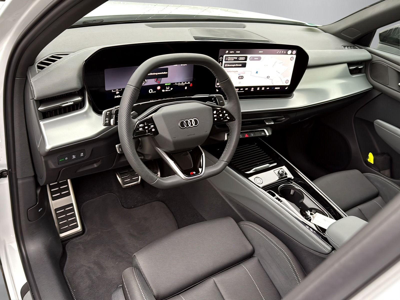 Audi Q3 TDI TECH PLUS+AHK+SHZ+KAMERA+NAVI+S-LINE+