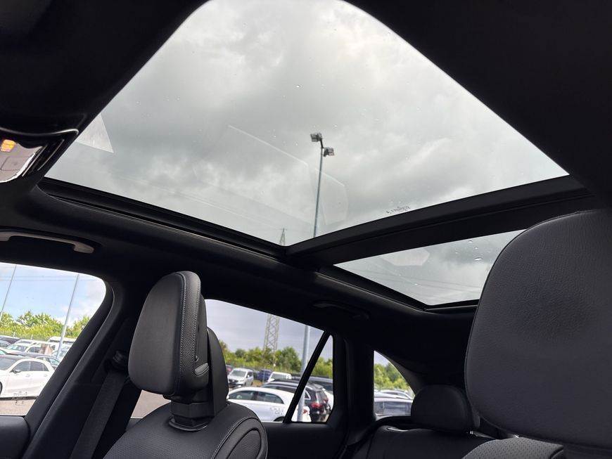 Mercedes-Benz GLC 300 de 4M AMG Premium Plus AHK Pano