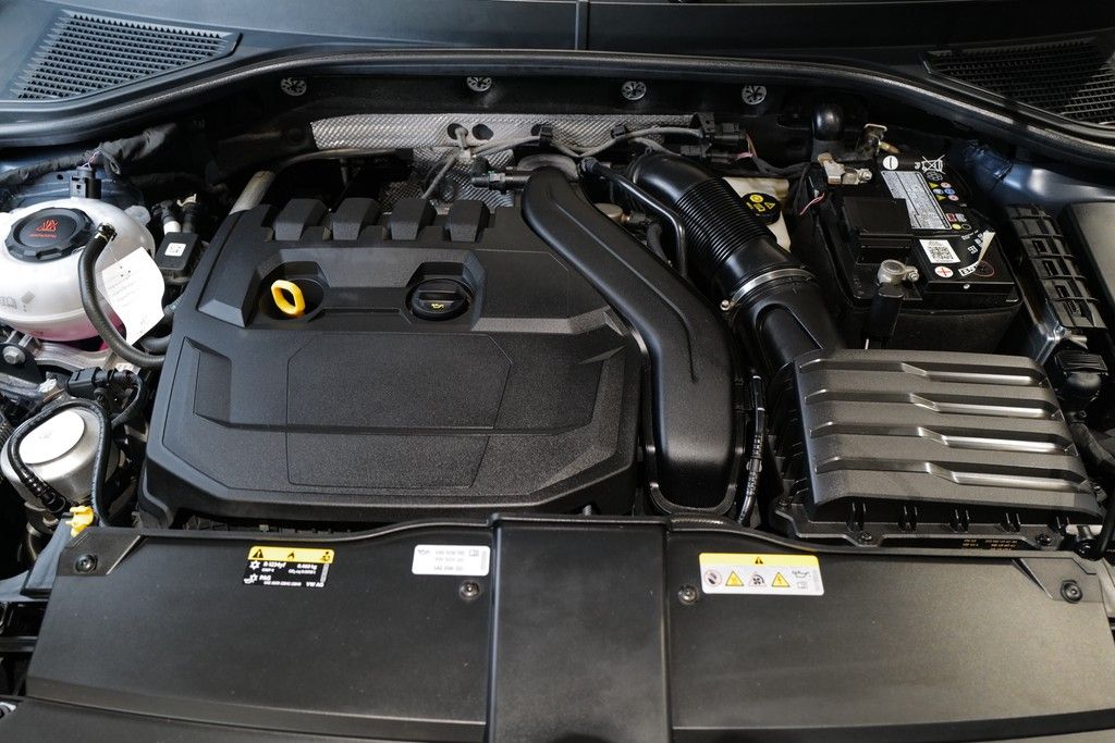 Volkswagen T-Roc 1.5TSI DSG Style - Samsaru's Car Outlet