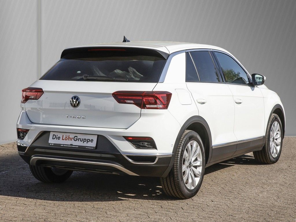 Volkswagen T-Roc 1.5 TSI Sport - Samsaru's Car Outlet