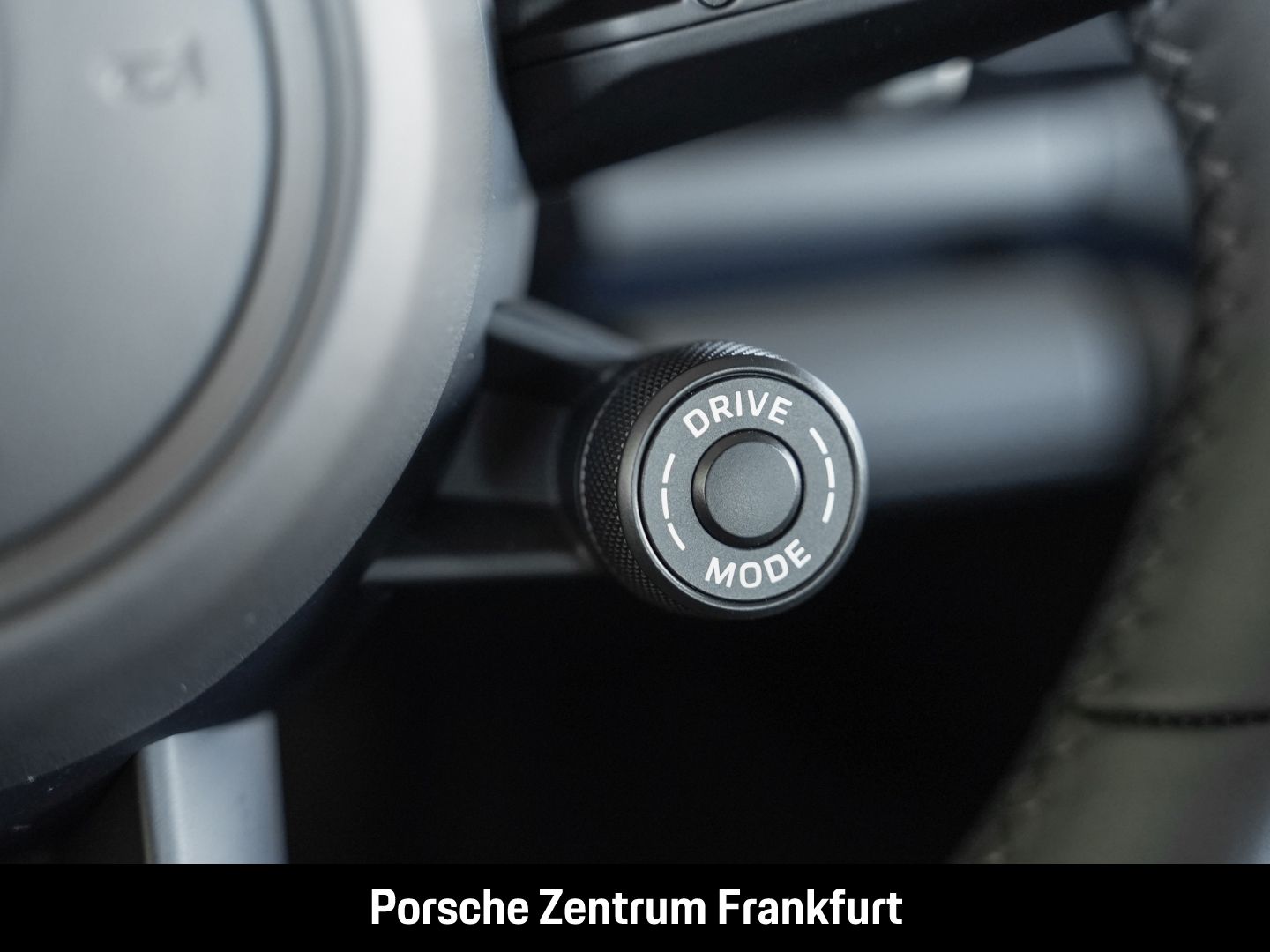 Porsche Panamera 4 E-Hybrid HA-Lenkung InnoDrive Head-Up