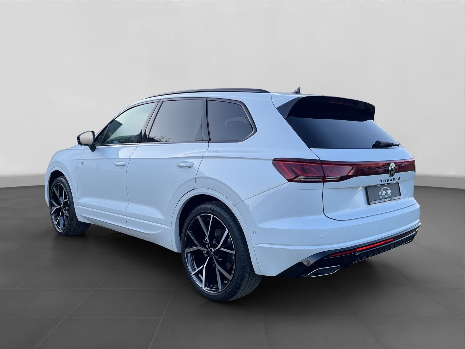 Volkswagen Touareg R-Line 3.0 TDI 4M Black Style | PANO AHK