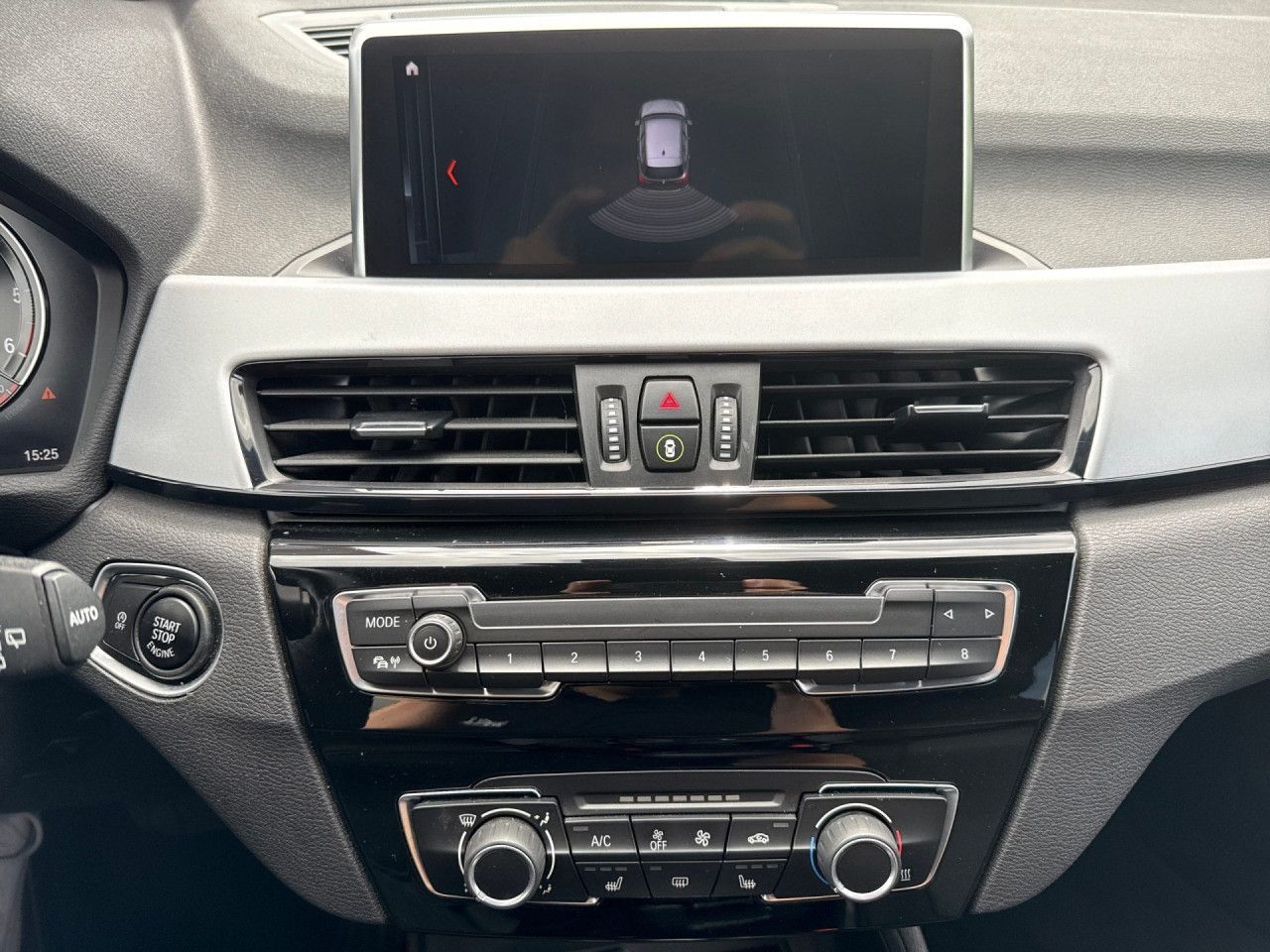 BMW X1 sDrive18d - Samsaru's Car Outlet