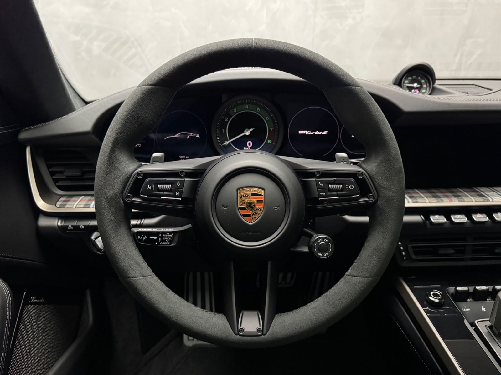 Porsche 992 Turbo50 HERITAGE BLANCO COC PY25