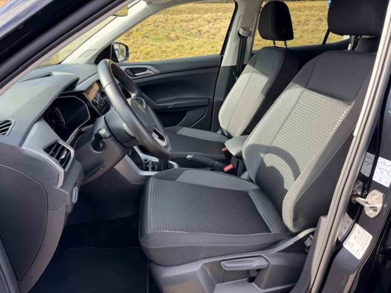 Volkswagen T-Cross Active 1.0 TSI - Samsaru's Car Outlet