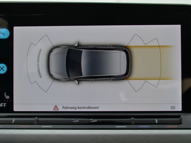 Volkswagen Golf VIII 1.5 TSI Life - Samsaru's Car Outlet