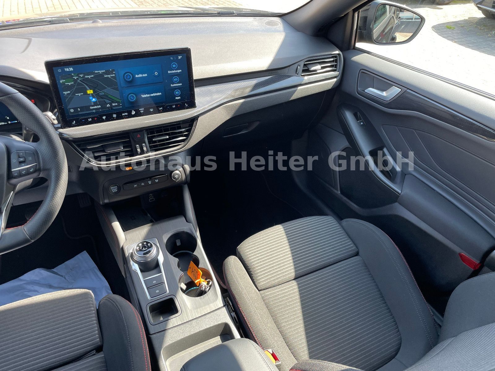 Ford Focus 1.5 EB Aut.ST-Line X / ACC+Matrix+e.Klappe