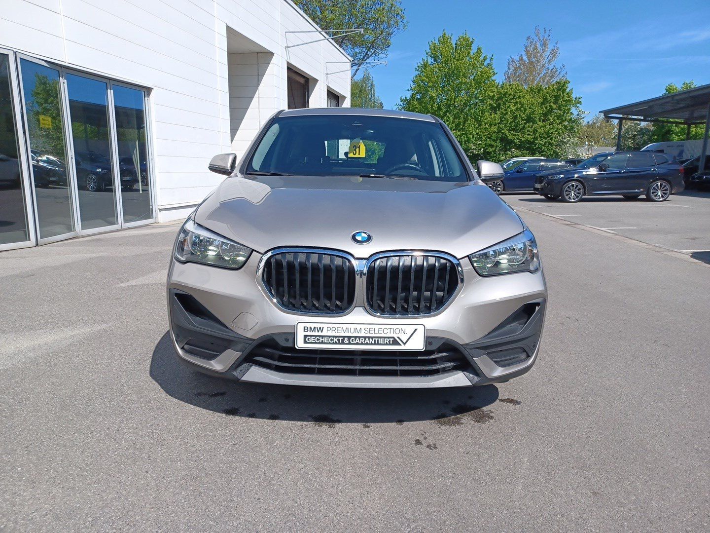 BMW X1 xDrive25e Adv. - Samsaru's Car Outlet