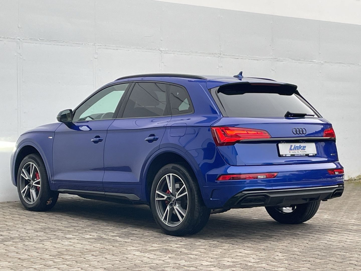 Audi Q5 55 TFSI e quattro S line AHK/HUD/Matrix/Navi/