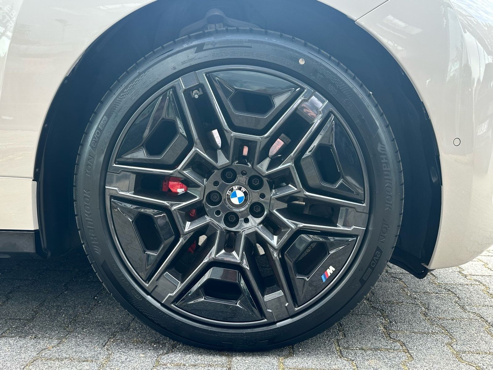 BMW iX M70 //Pano Stop&Go Leas.ab EUR 999,-inkl.