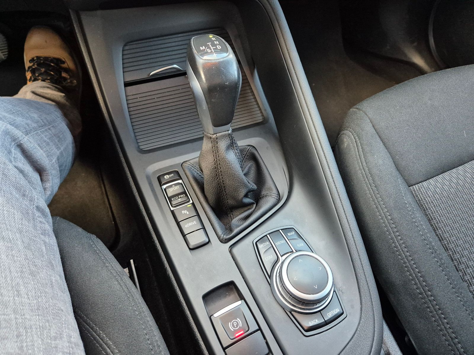 BMW X1 xDrive25e 4WD HYBRID - Samsaru's Car Outlet