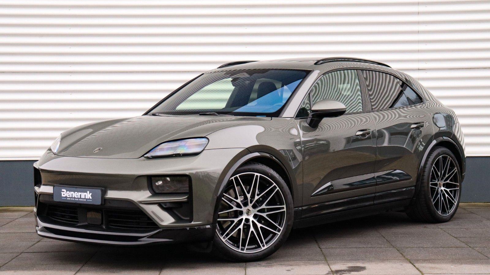 Porsche Macan Electric Turbo, Innodr. Pano,HUD,AHK, BOSE