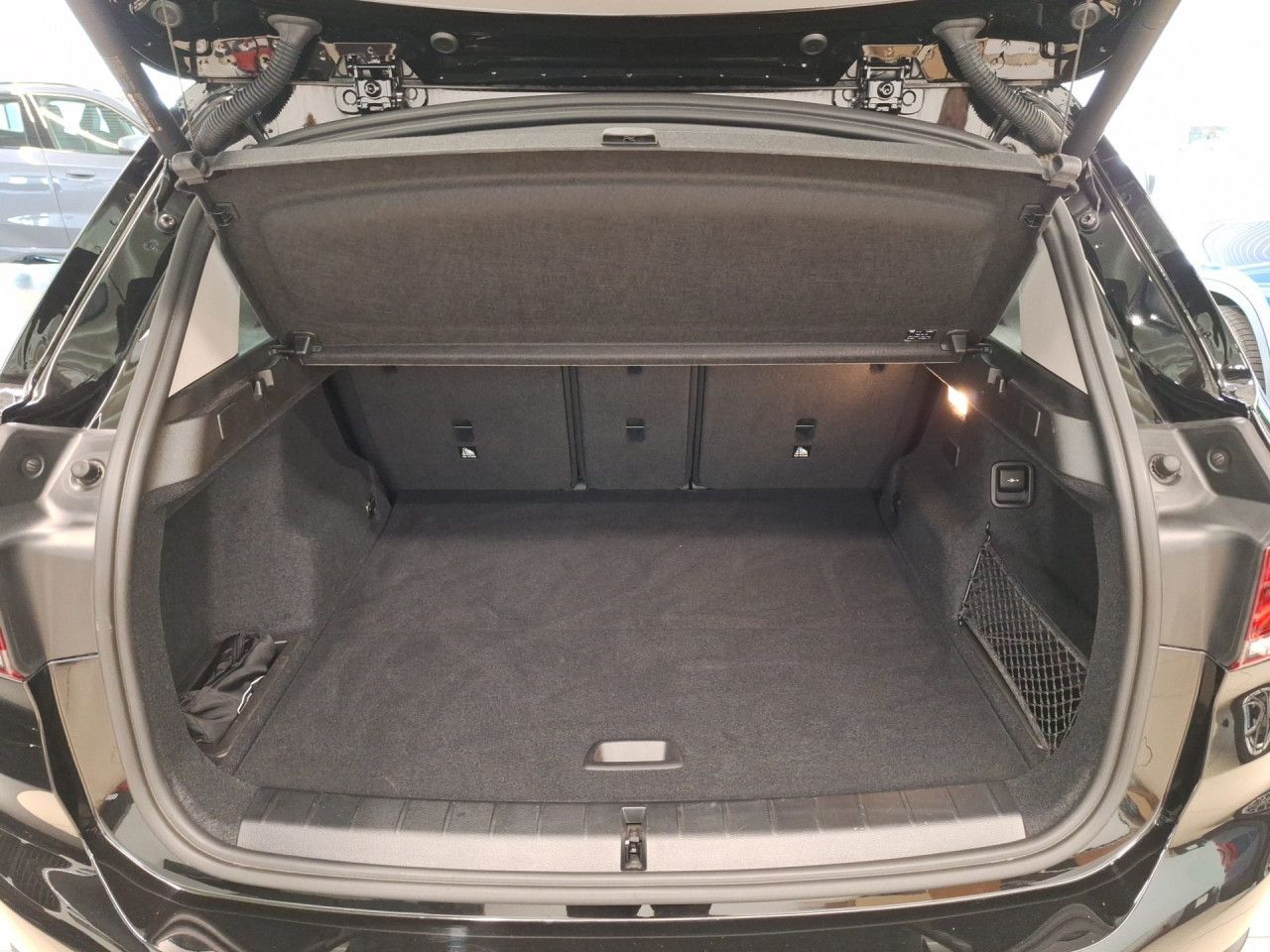 BMW X1 xDrive25e Advantage - Samsaru's Car Outlet